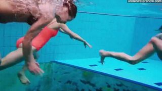 Bikini girls photographed by a hidden camera in the pool