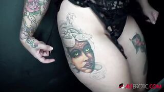 Ink-covered blonde Payton Preslee gets her pussy filled with cum