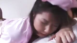 He washed out the cock from the vagina and made cumshot