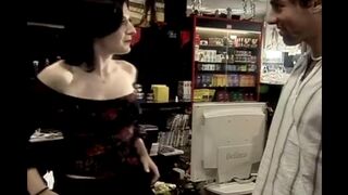 Quick sex with a seductive saleswoman working right at the counter