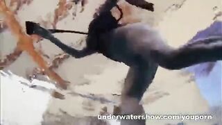 A hot naked chick is fucking in the swimming pool