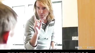 Sex in the bathroom with a young Japanese girl is incredibly exciting