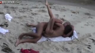 A real beach secret, shot secretly with a camera in 2022