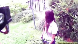 A stranger makes a blowjob to the guy in the bushes, reminiscent of daring outdoor encounters