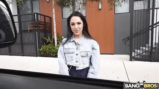 A guy fucked pretty Selena for money, and she was amazing