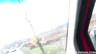 The guy was fucked in the car by a sexy girl