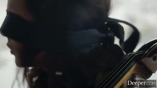 The boss fucks his secretary on the office table, accelerating passion