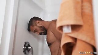 Nicole gets fucked in her ass by an insatiable guy on Anal Only
