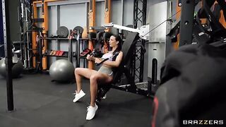 Scissoring with a hot and sweaty mature woman