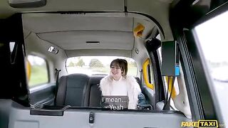 Fucking beautiful girl in the car, HD quality