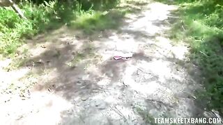 A girl wants to get fucked outdoors, it’s her dream