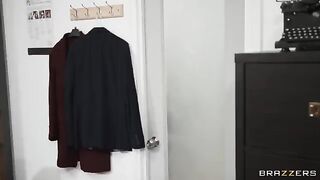 College girl Miss Alice Wild sneaks to glory hole and gets fucked hard