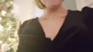 The French slut cooks for her boyfriend and ends up as a dessert