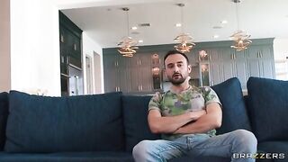 A girl found a guy on a dating site and fucked