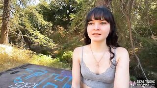 Do you like what I do with my mouth? - 18-year-old girl showcases her skills in an intimate encounter