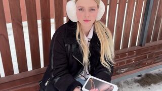 A cute girl got a new iPhone and had sex with a stranger