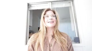 A girl sucked a dick under the table and got a huge load of cum on her face