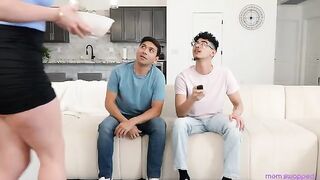 Swapping moms for a good sex party