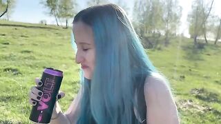 A girl experienced real passion directly in the woods