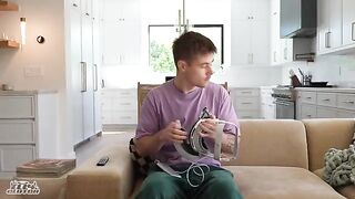 Girl Sitting on the Guy’s Face is a Funny Video
