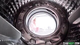 A girl got fucked by a guy because of vibrations from the washing machine