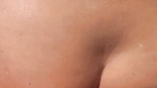 Free ass on the beach, anyone can join in!