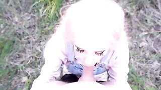 A pretty baby has a bright mouth and loves to suck cock!