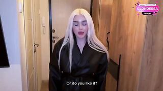 A girl came to her friend just to have sex