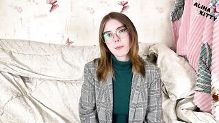Hypnosis with boobs, learning rules has never been so easy. A young student got herself a unique tutor