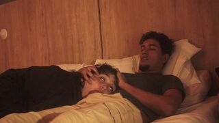 The lazy girl made a stunning blowjob, her man trembled with pleasure