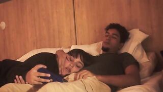 The lazy girl made a stunning blowjob, her man trembled with pleasure