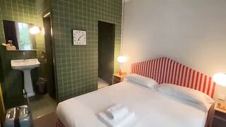 Thoughts on the disk, fingers in the pussy - a travel vlog