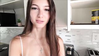 Pervert stepdad takes his stepdaughter to a family therapist